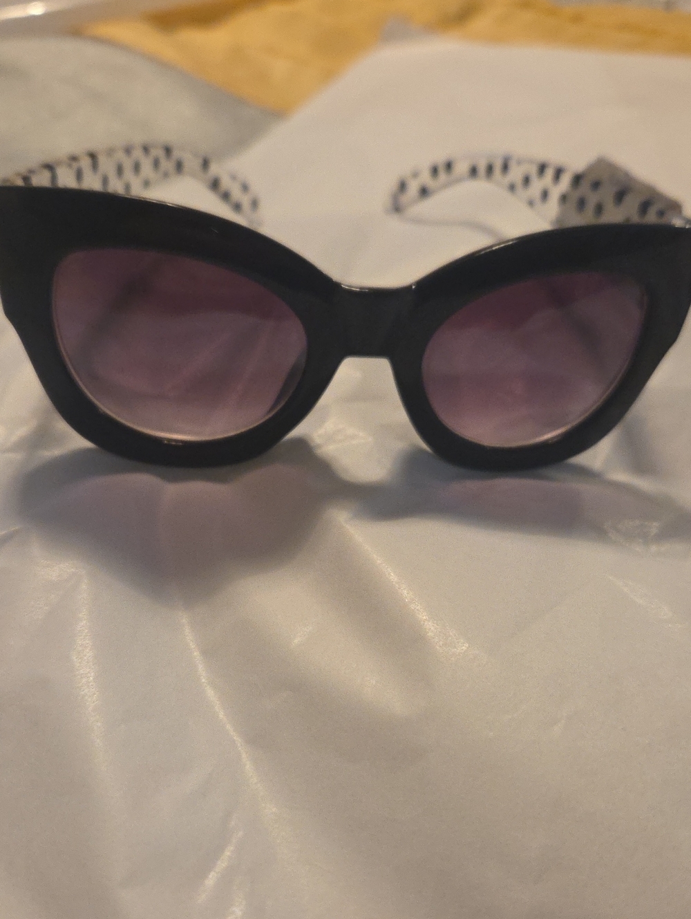 Classic Cat-Eye Women's Sunglasses in Black with Purple Lenses#58